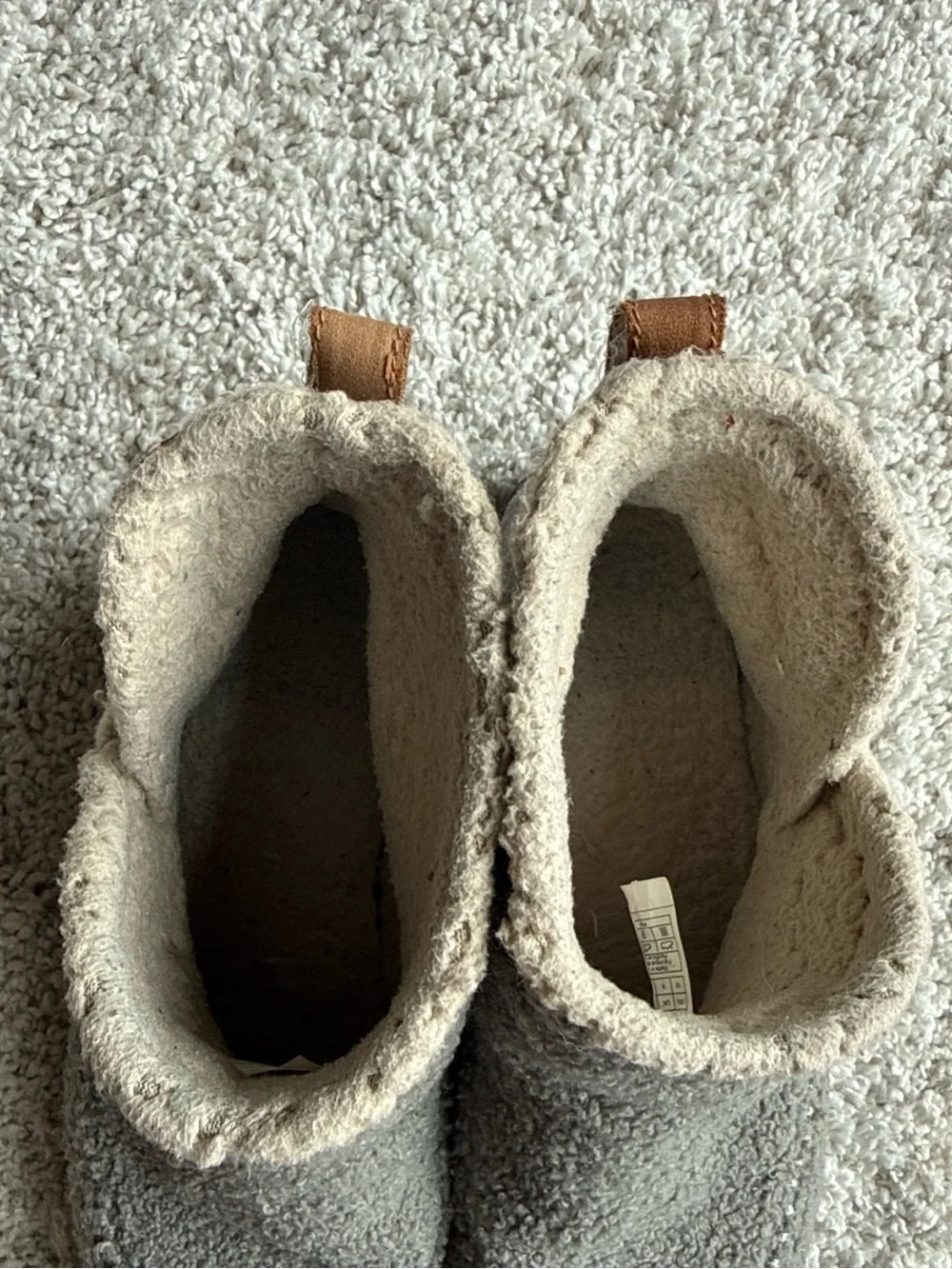 Sanuk Bootah Women's Gray Fleece/Faux Fur Lined Bootie Slippers